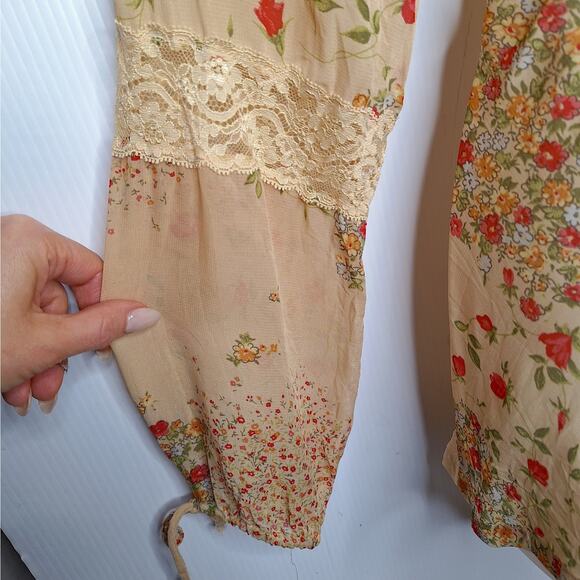 Vintage Y2K Bebe Babydoll Top Medium Fairy Grunge Boho Lace Floral Milkmaid - Picture 9 of 11